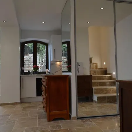 Petit Coin De Paradis A Cote De Monaco *