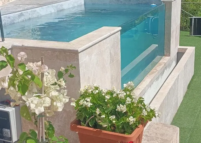 Petit Coin De Paradis A Cote De Monaco روكوبرُن كاب مارتي